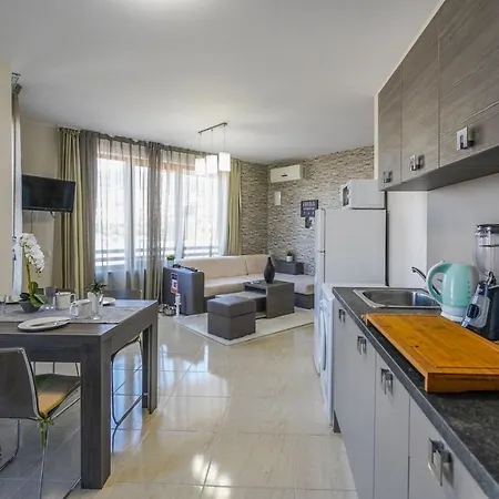 Apartamento Not Availible Buuk With Ayrbnb Not Booooking
